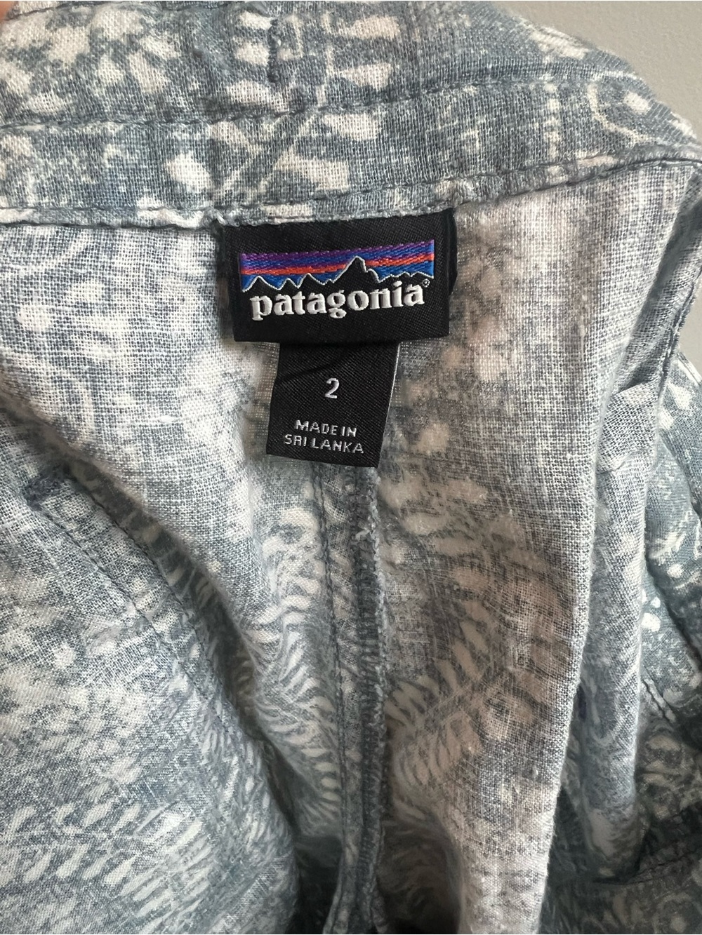 Patagonia Casual Hemp and Organic Cotton Blue Printed Women’s Shorts - Picture 4 of 7
